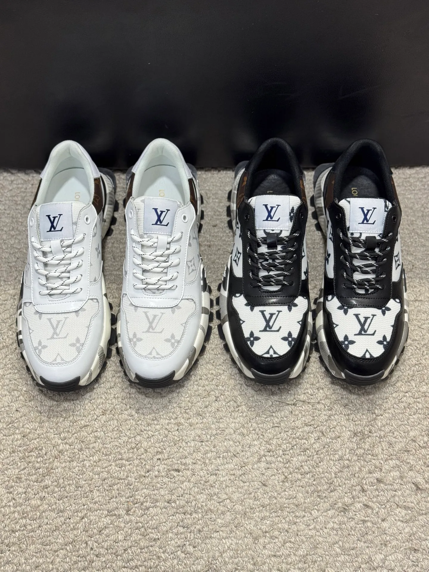 Men's shoes 💰440 [New style] 🐬🐬Top original order - Louis Vuitton®️ Trendy and fashionable yet low-key men's casual shoes, LV cowhide upper, comfortable and breathable, mesh lining, original rubber outsole, two colors available ~ a must-have for sportsmen. Size: 38-44 (45 customized